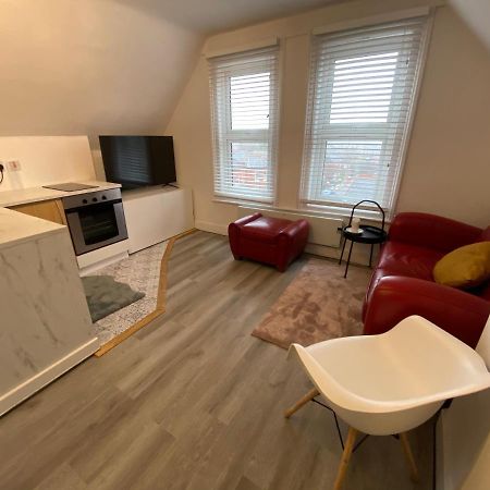 Cosy Flat In London Apartment Екстериор снимка